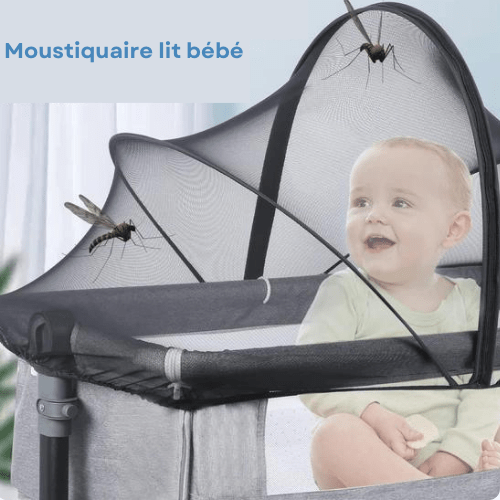 Bébé protégé dans un lit avec moustiquaire lit bébé UniversalBabyMosquito contre insectes et moustiques