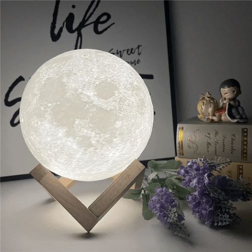 veilleuse enfant lune LED avec 16 couleurs et pied bois géométrique pour décoration chambre enfant