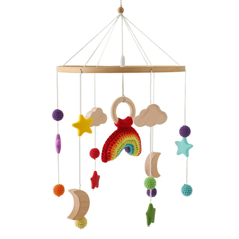 Mobile musical en bois océan ou arc-en-ciel pour lit de bébé