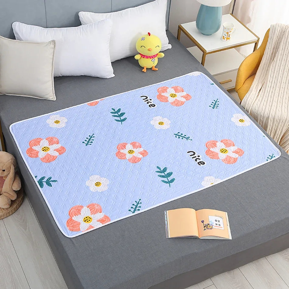 Matelas à langer lavable à motifs 80 × 120 cm