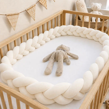 Hand-Woven Knotted Crib Bumper – Soft Plush Bedside Guard/Cushioned Rail, Suitable for Playpens and Toddler Beds (1m–3.2m)