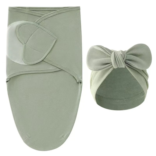 Emmaillotage bebe en coton avec bonnet assorti
