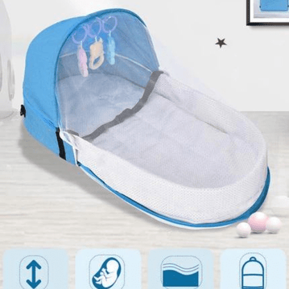 Réducteur de lit bébé BestBabyMosquito™ bleu avec filet anti-insectes, jouets intégrés et design pliable pour nouveau-nés 0-18 mois