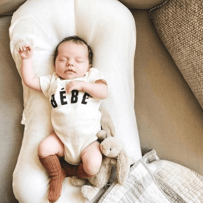 Réducteur de lit bébé| BEIGE - Palais des petits